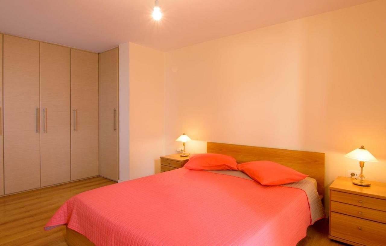 Hra House Apartment อายิโอสนิโกลาโอส ภายนอก รูปภาพ