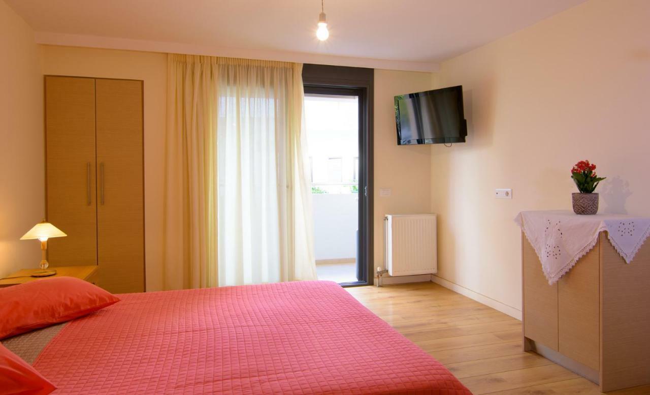 Hra House Apartment อายิโอสนิโกลาโอส ภายนอก รูปภาพ