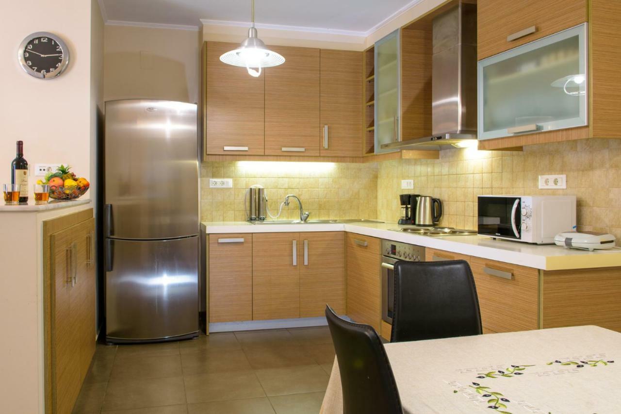 Hra House Apartment อายิโอสนิโกลาโอส ภายนอก รูปภาพ